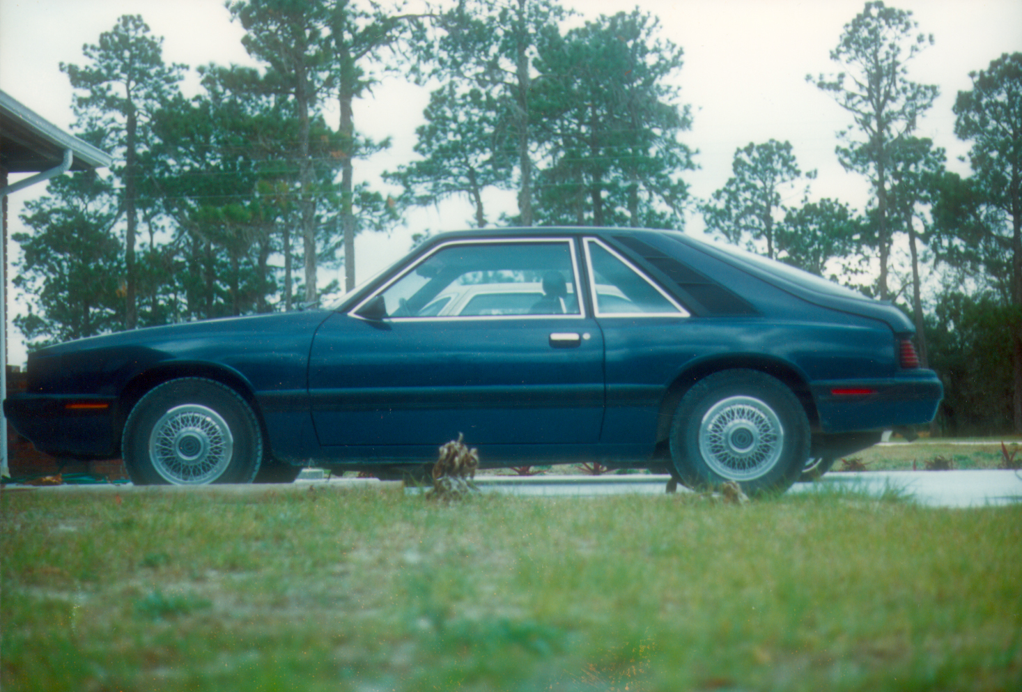 Mercury%20Carpri%201986%201-Service File.jpg